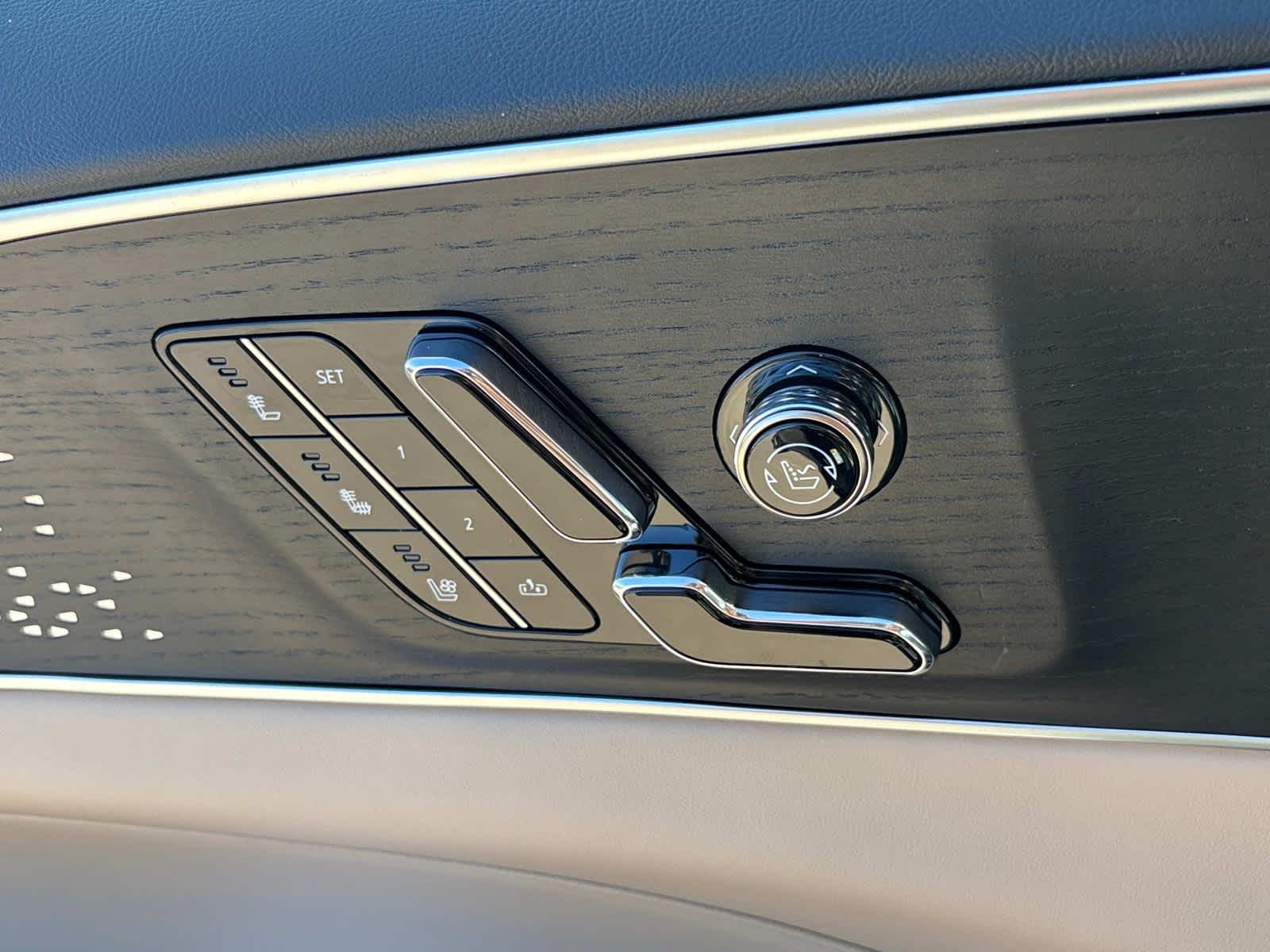 2026 Cadillac LYRIQ V-Series Premium