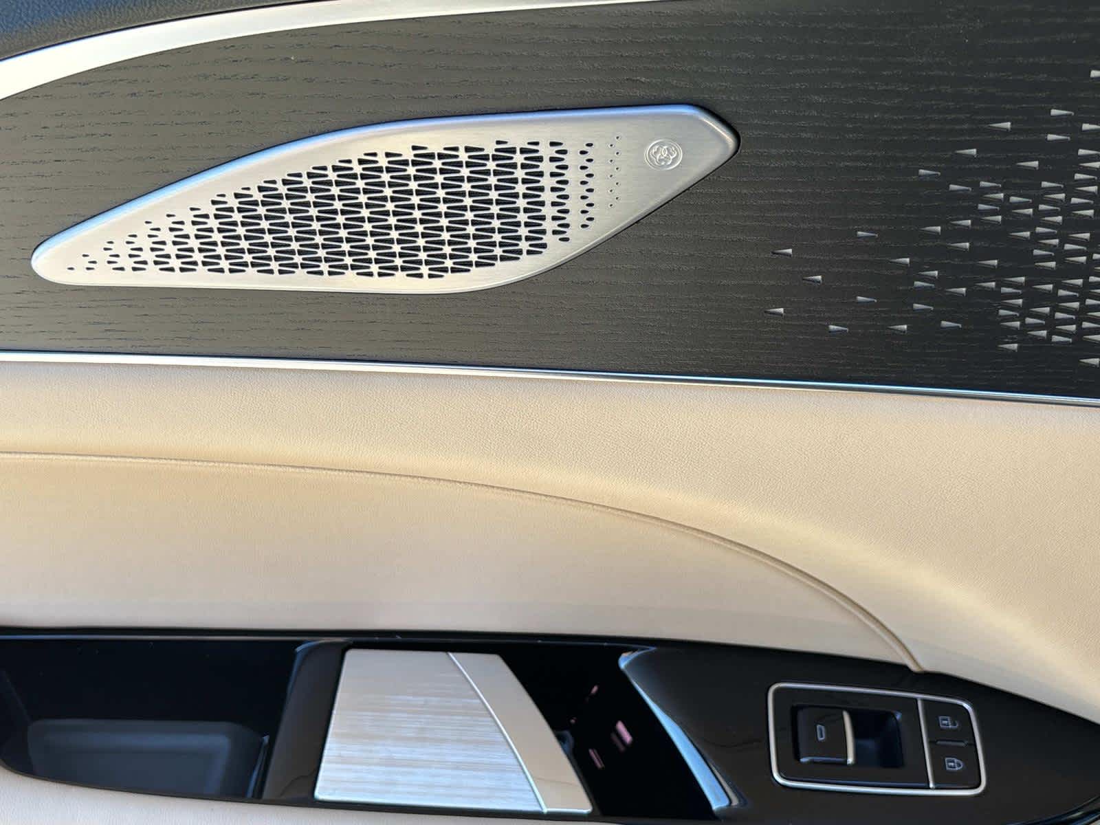 2026 Cadillac LYRIQ V-Series Premium