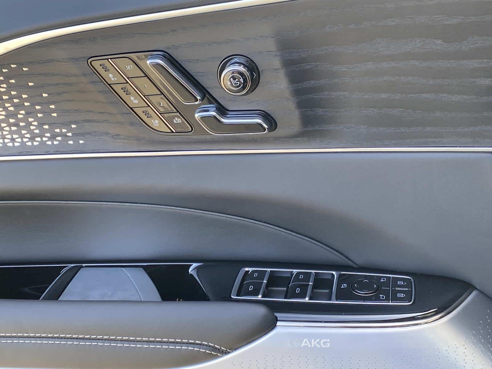 2026 Cadillac LYRIQ V-Series Premium