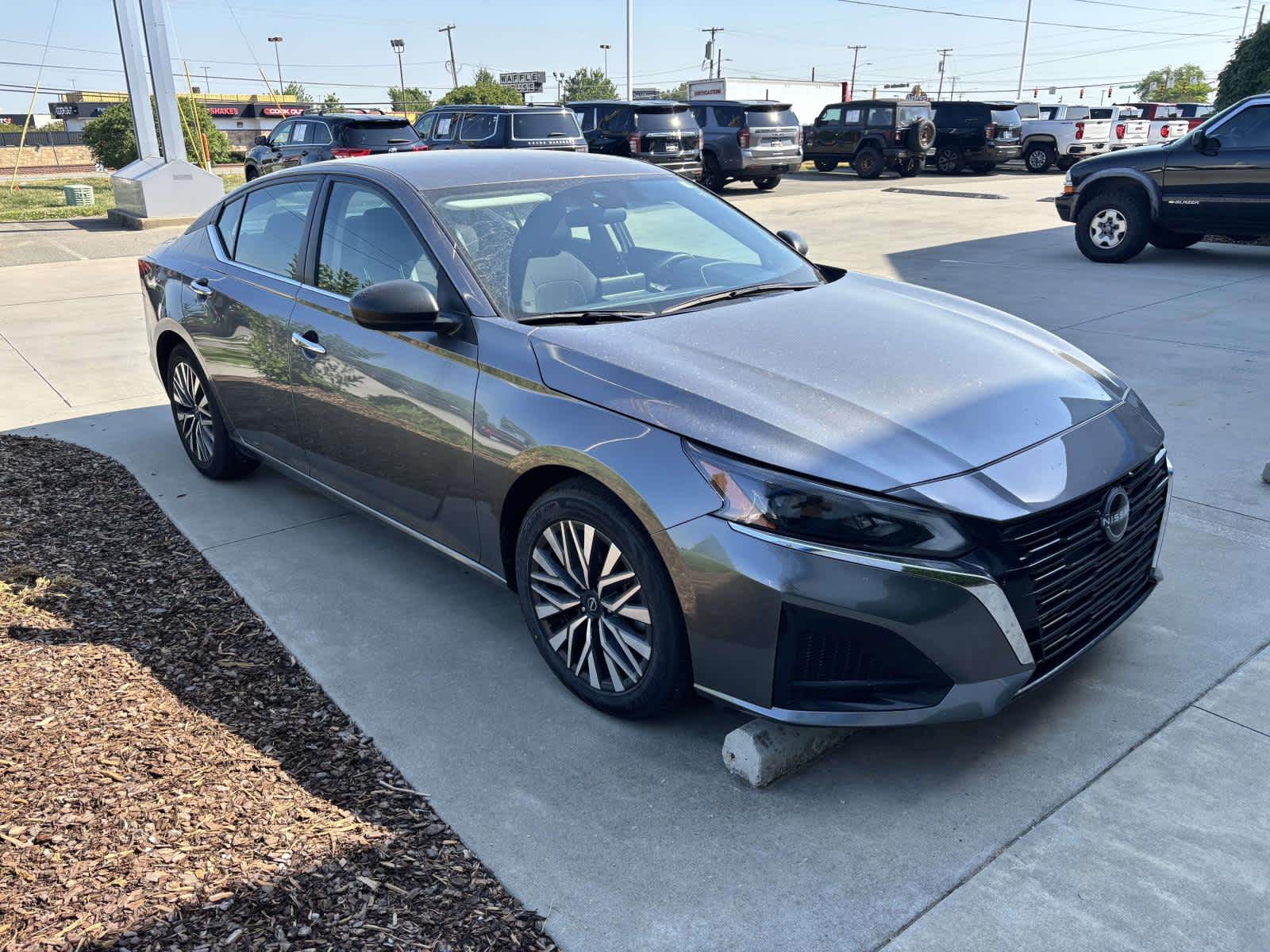 2024 Nissan Altima SV