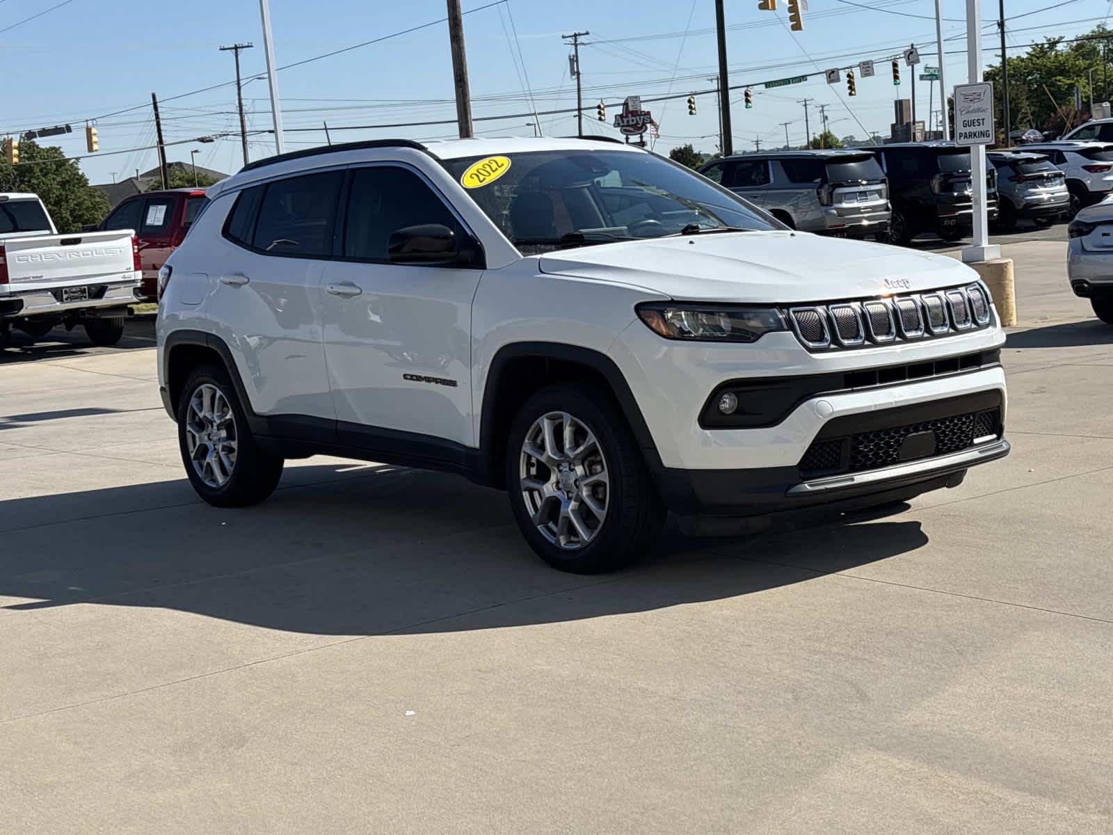 2022 Jeep Compass Latitude Lux