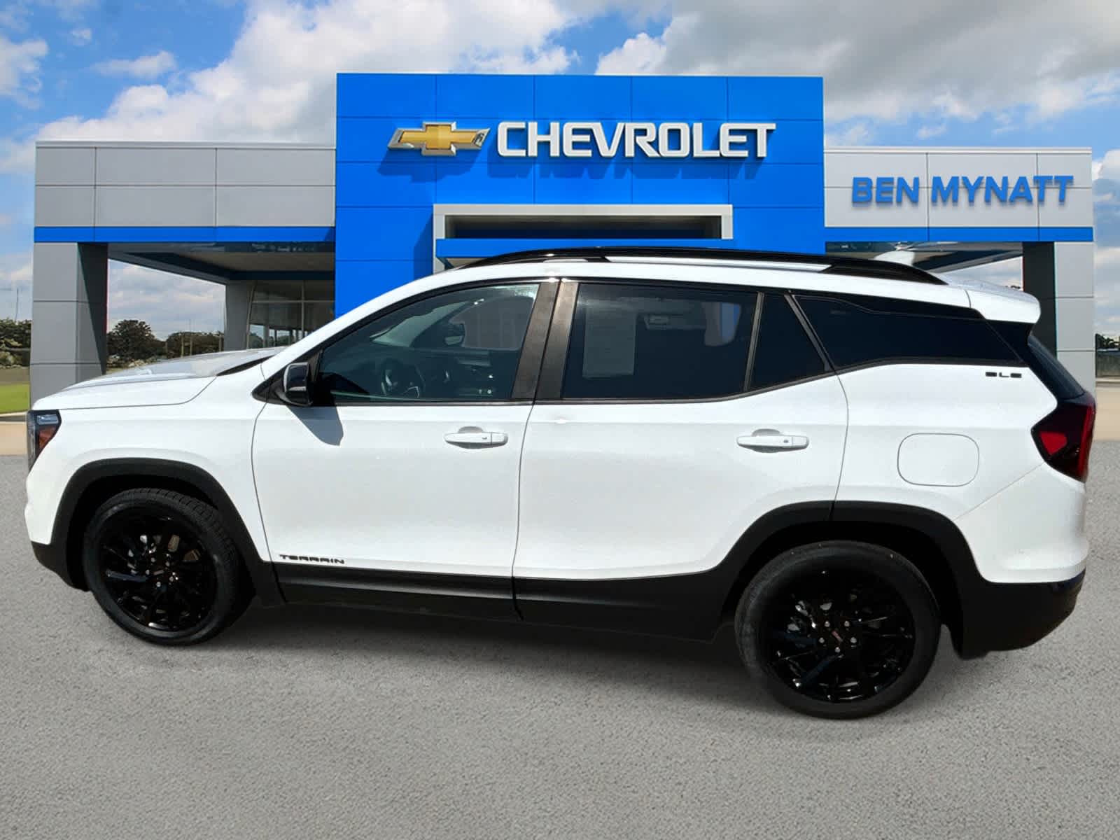 2023 GMC Terrain SLE