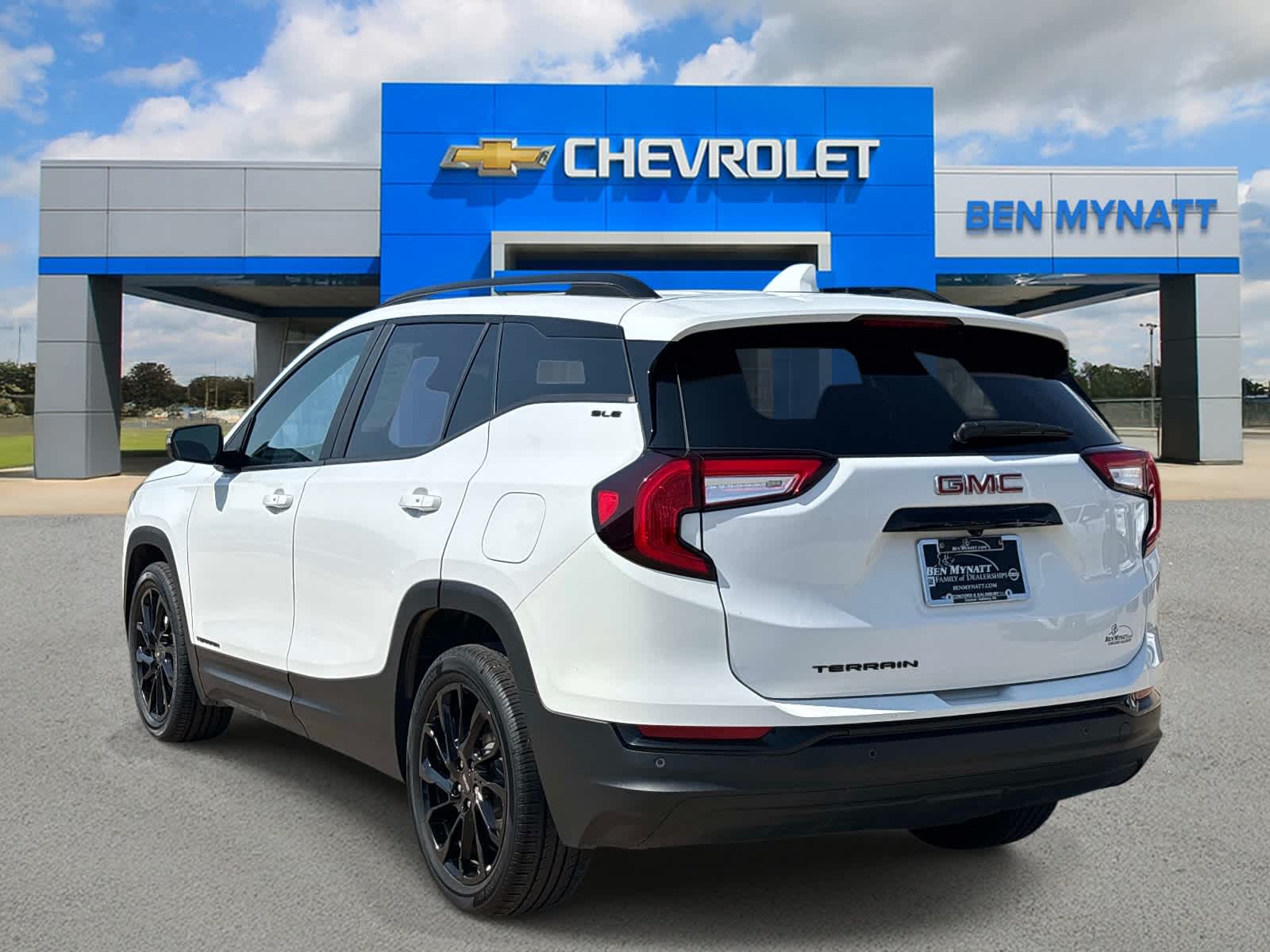 2023 GMC Terrain SLE