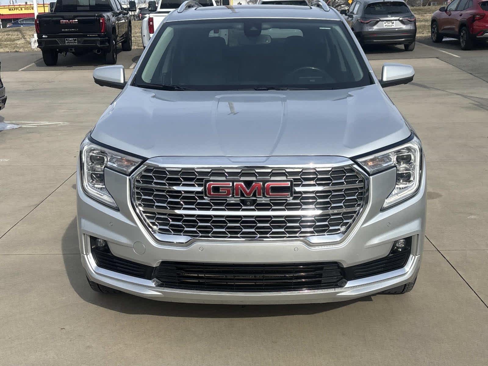 2022 GMC Terrain Denali