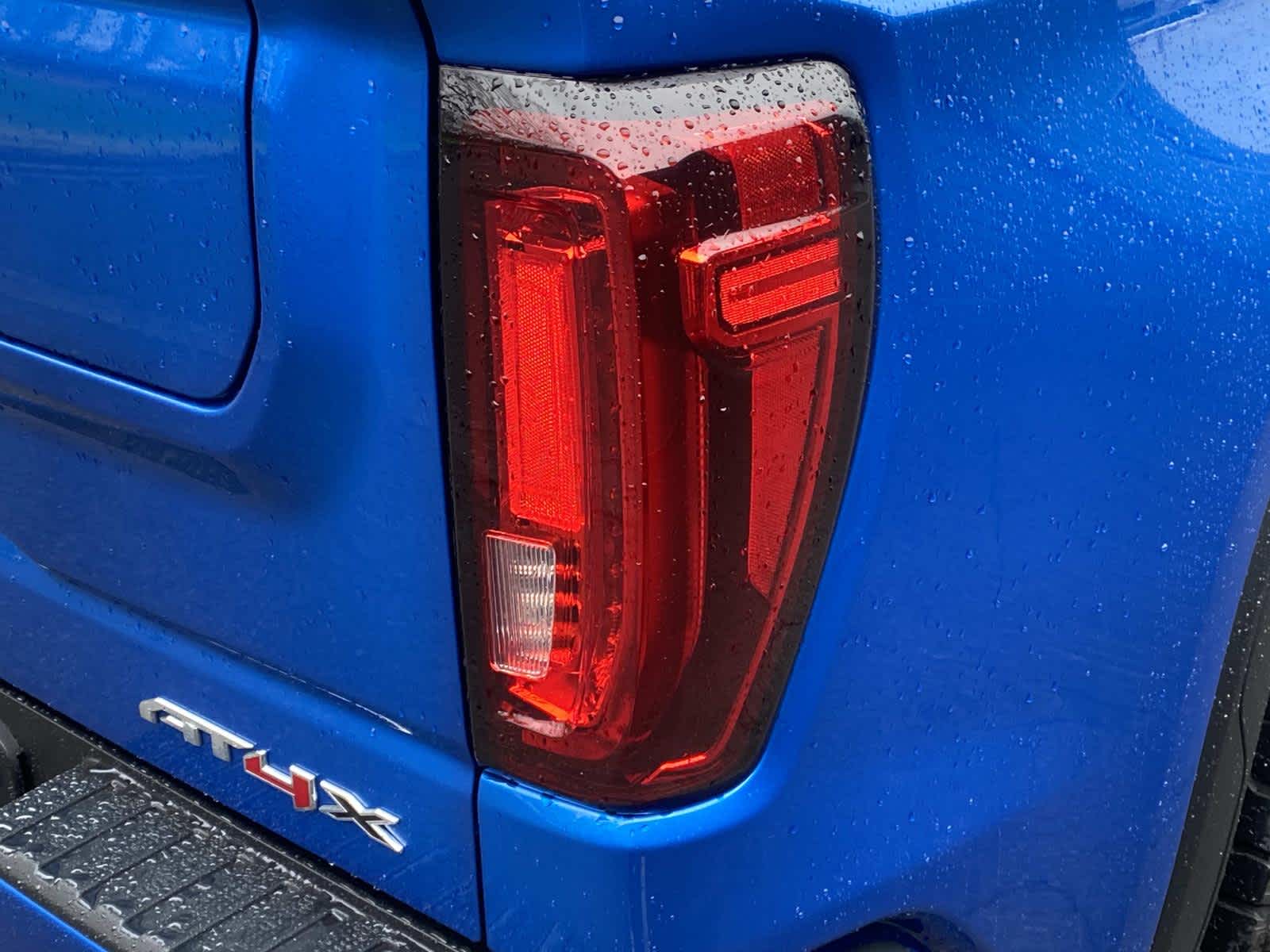 2023 GMC Sierra 1500 AT4X