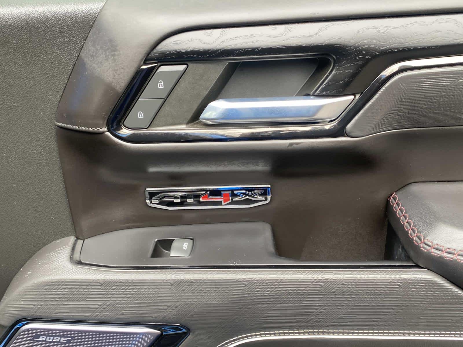 2023 GMC Sierra 1500 AT4X