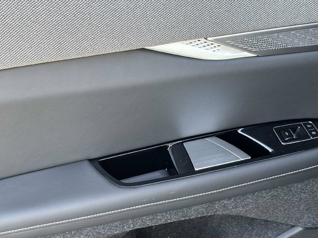 2027 Cadillac OPTIQ Luxury