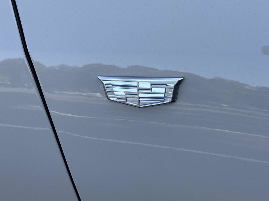 2027 Cadillac OPTIQ Luxury