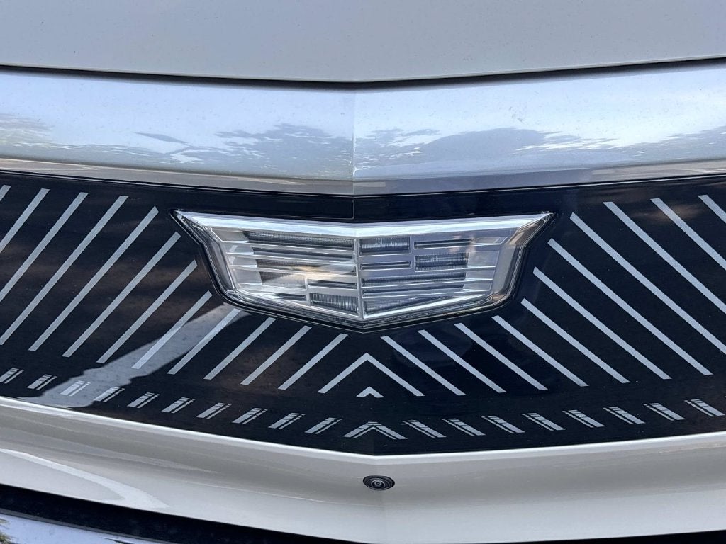 2027 Cadillac OPTIQ Luxury