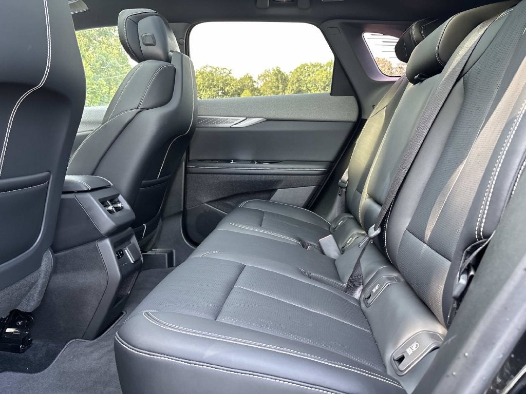 2026 Cadillac OPTIQ Premium Luxury