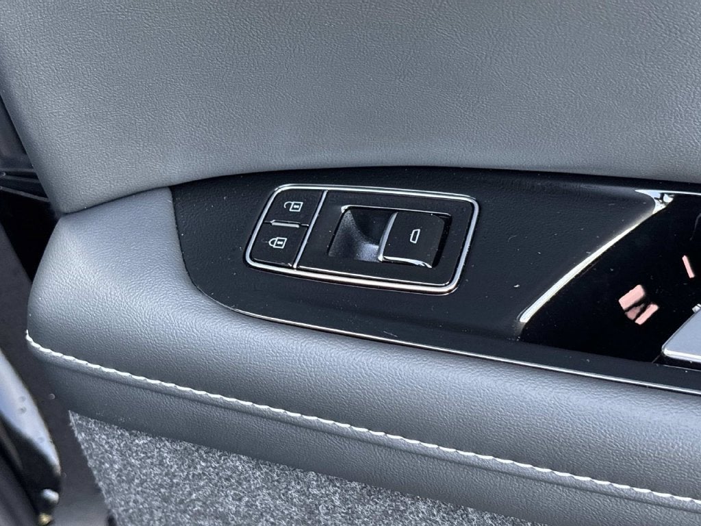 2026 Cadillac OPTIQ Premium Luxury
