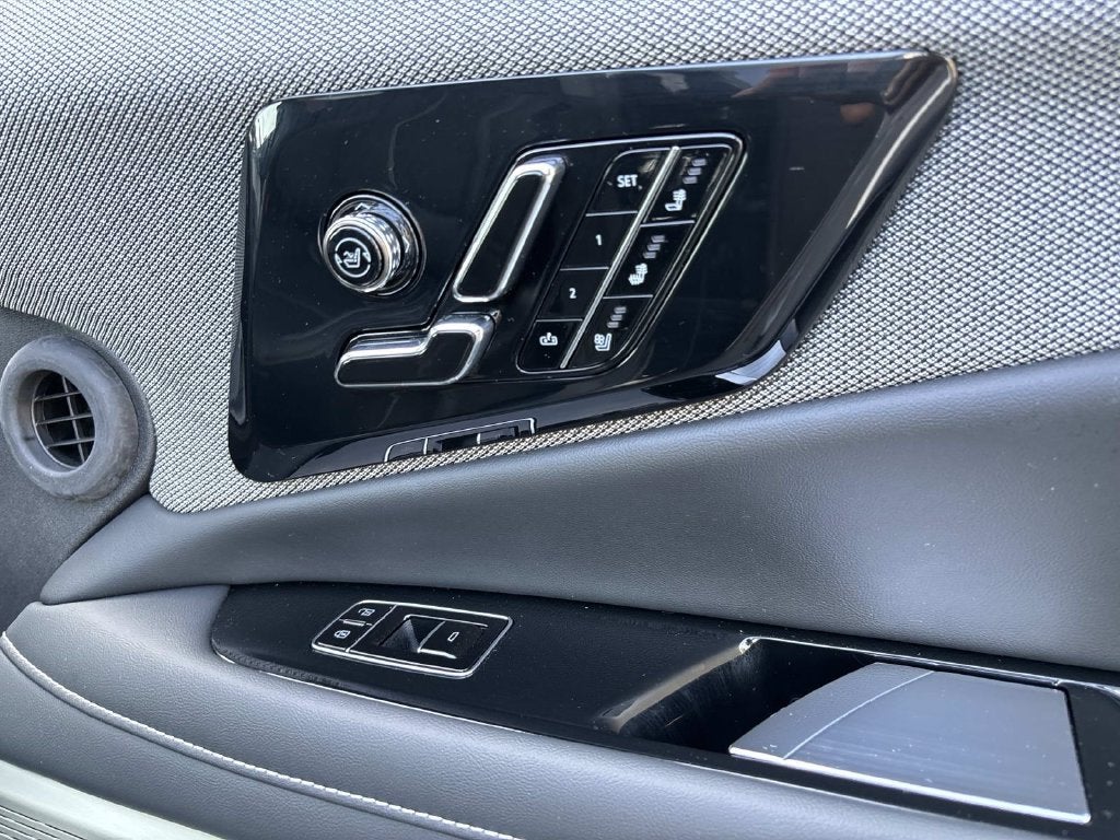 2026 Cadillac OPTIQ Premium Luxury