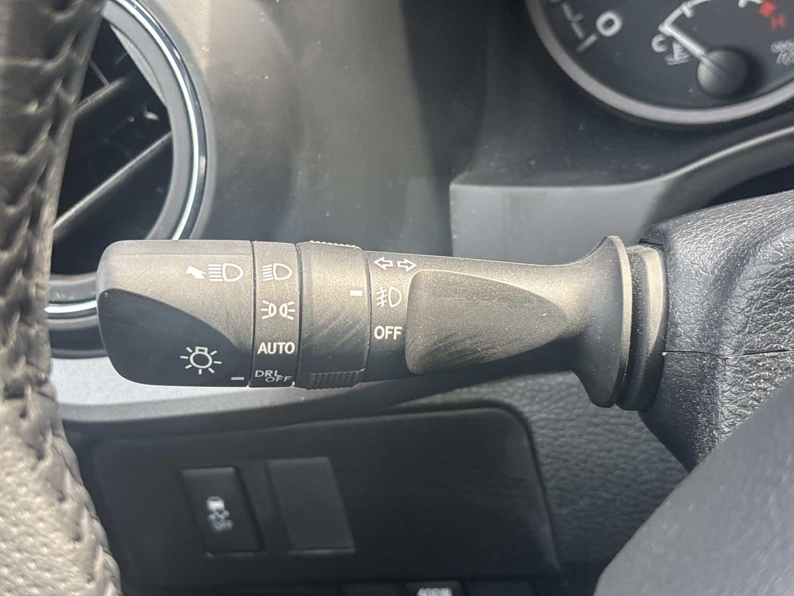 2023 Toyota Tacoma 4WD SR5