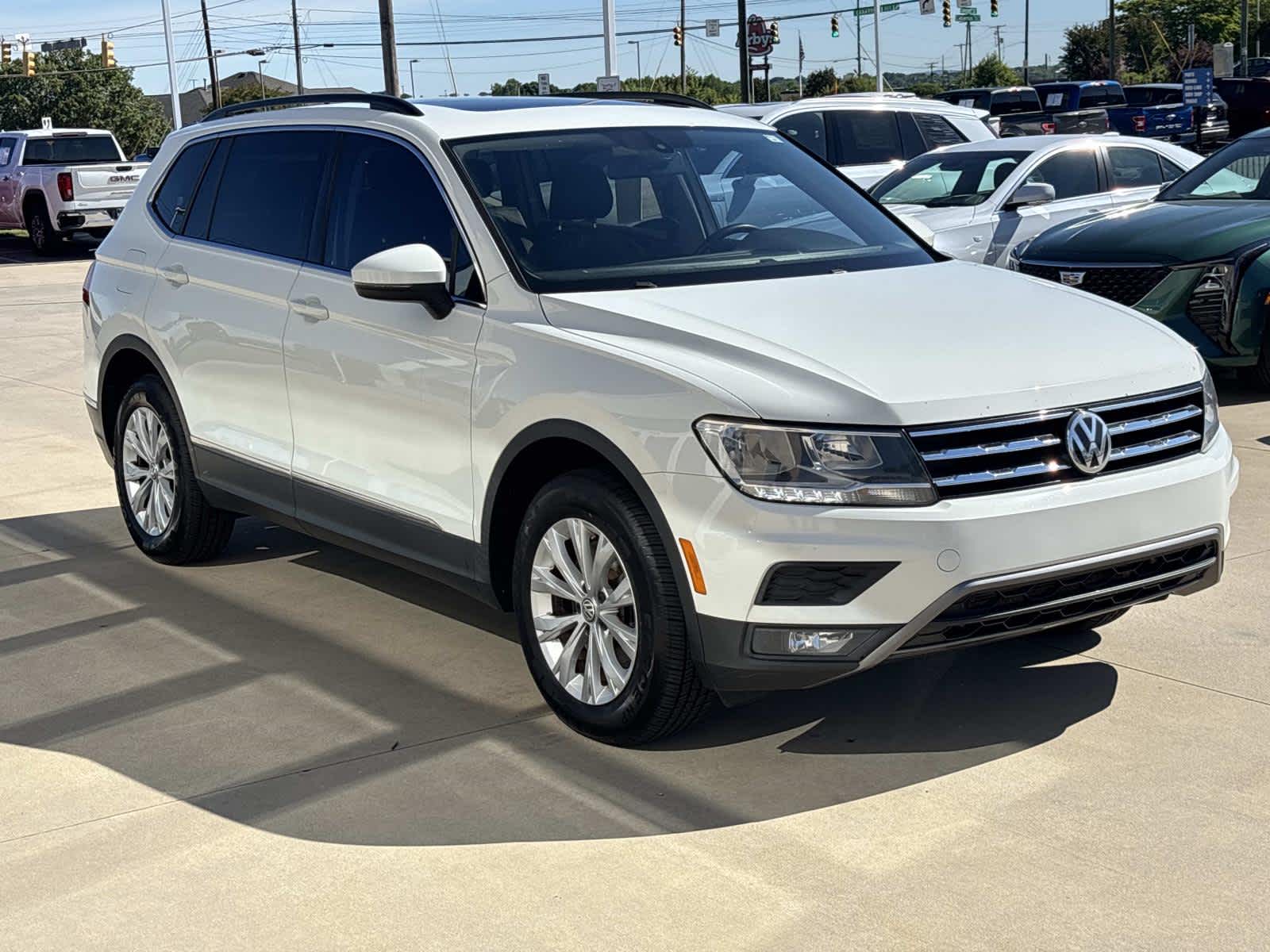 2018 Volkswagen Tiguan 2.0T SE's photo