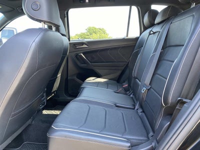 2022 Volkswagen Tiguan SEL R-Line