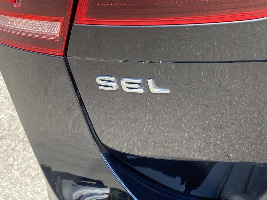 2022 Volkswagen Tiguan SEL R-Line