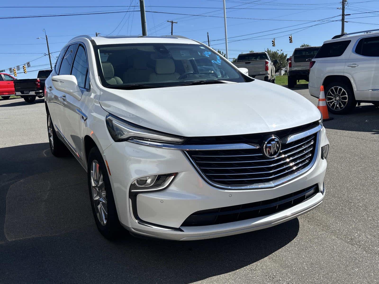 2023 Buick Enclave Essence