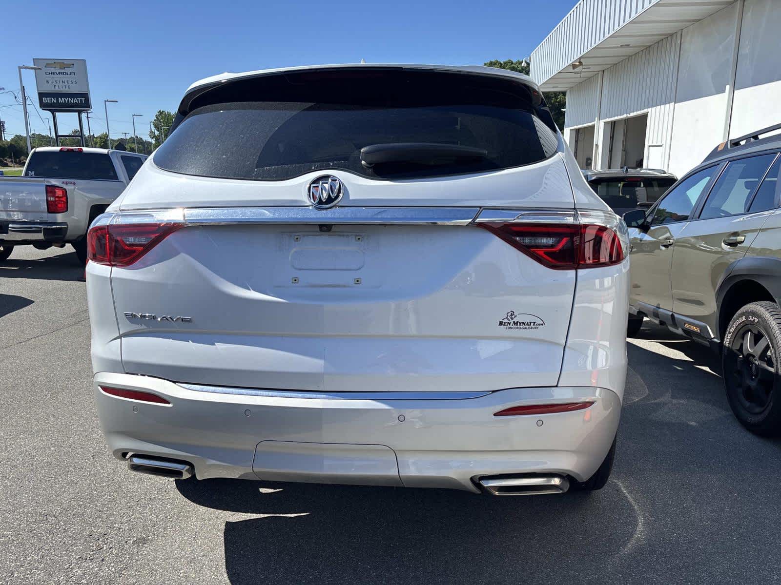 2023 Buick Enclave Essence