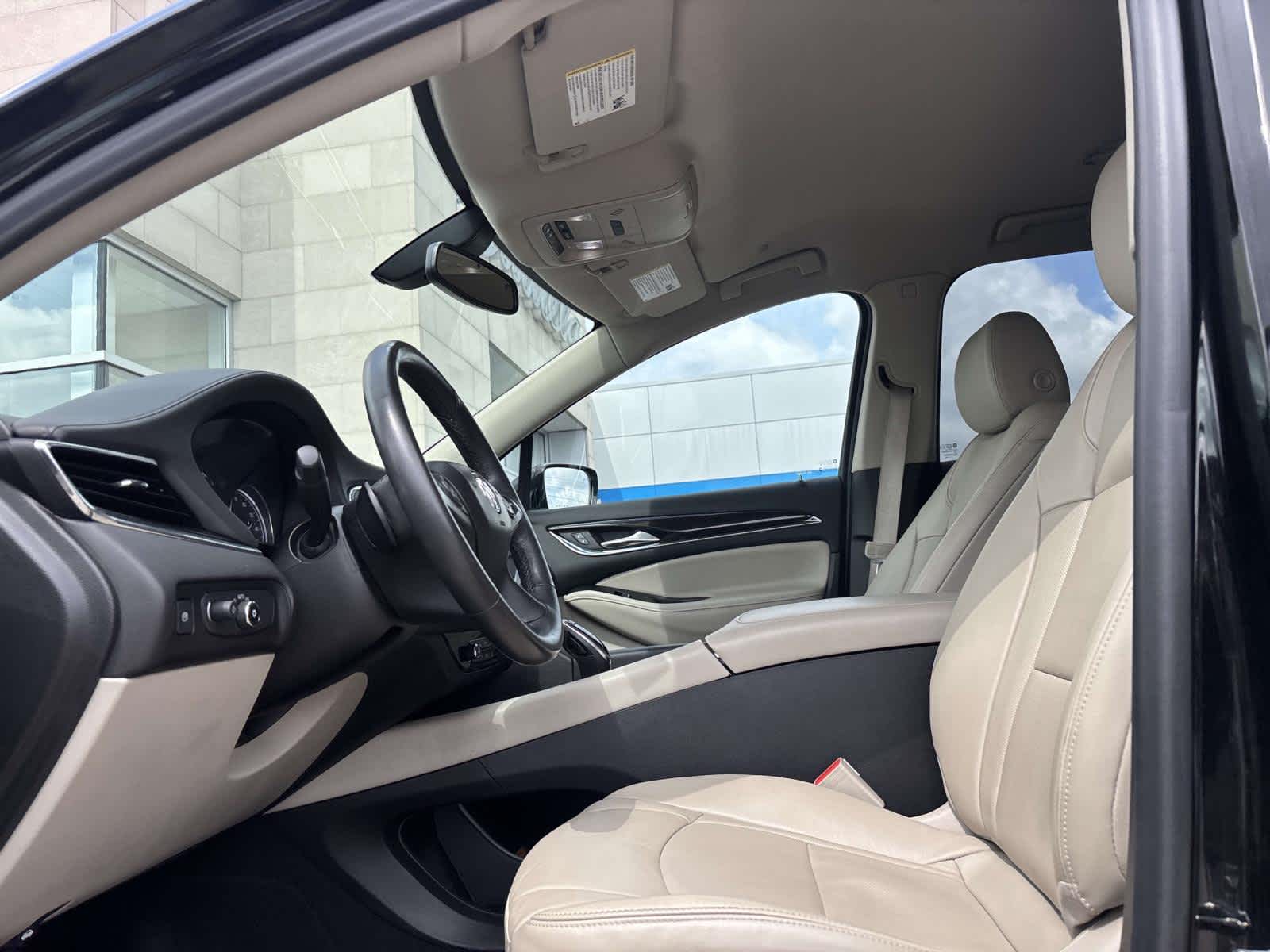 2020 Buick Enclave Essence