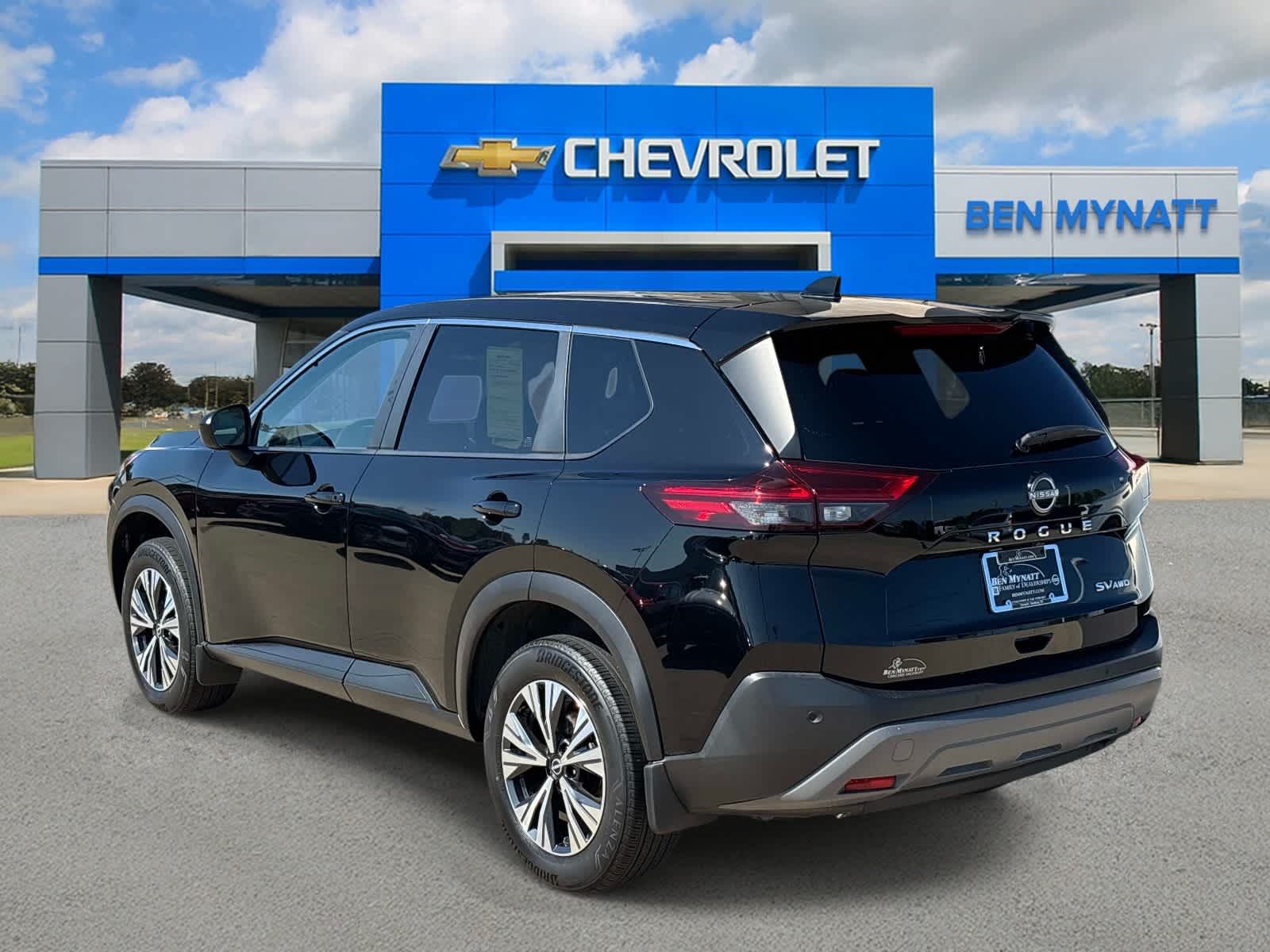 2023 Nissan Rogue SV