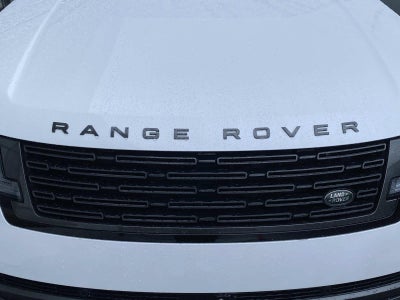 2023 Land Rover Range Rover SE