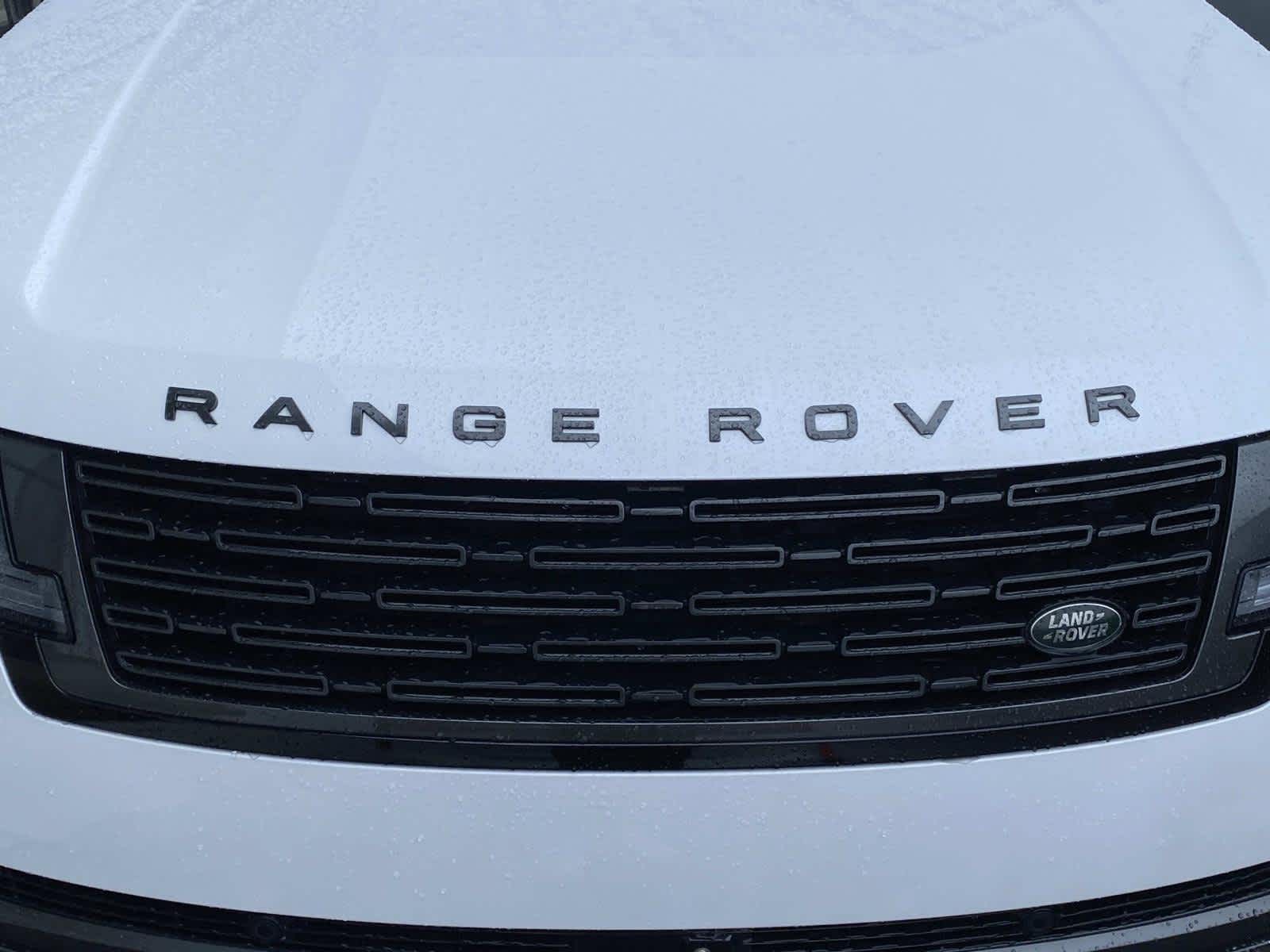 2023 Land Rover Range Rover SE