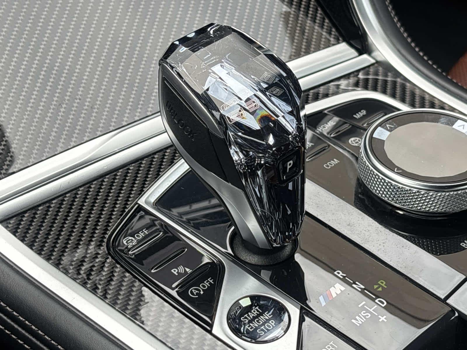 2020 BMW 8 Series M850i - Photo 24