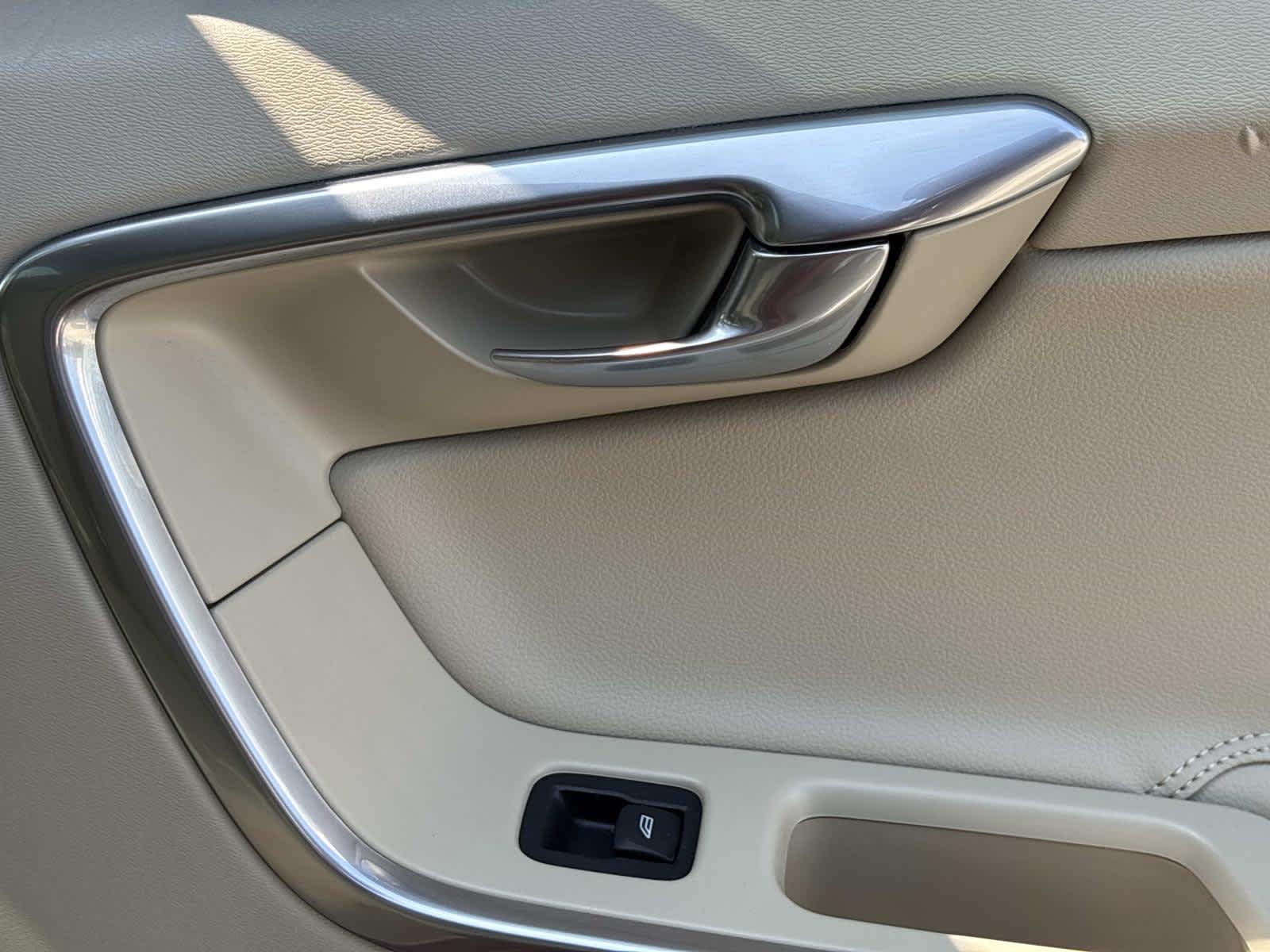2015 Volvo XC60 T5