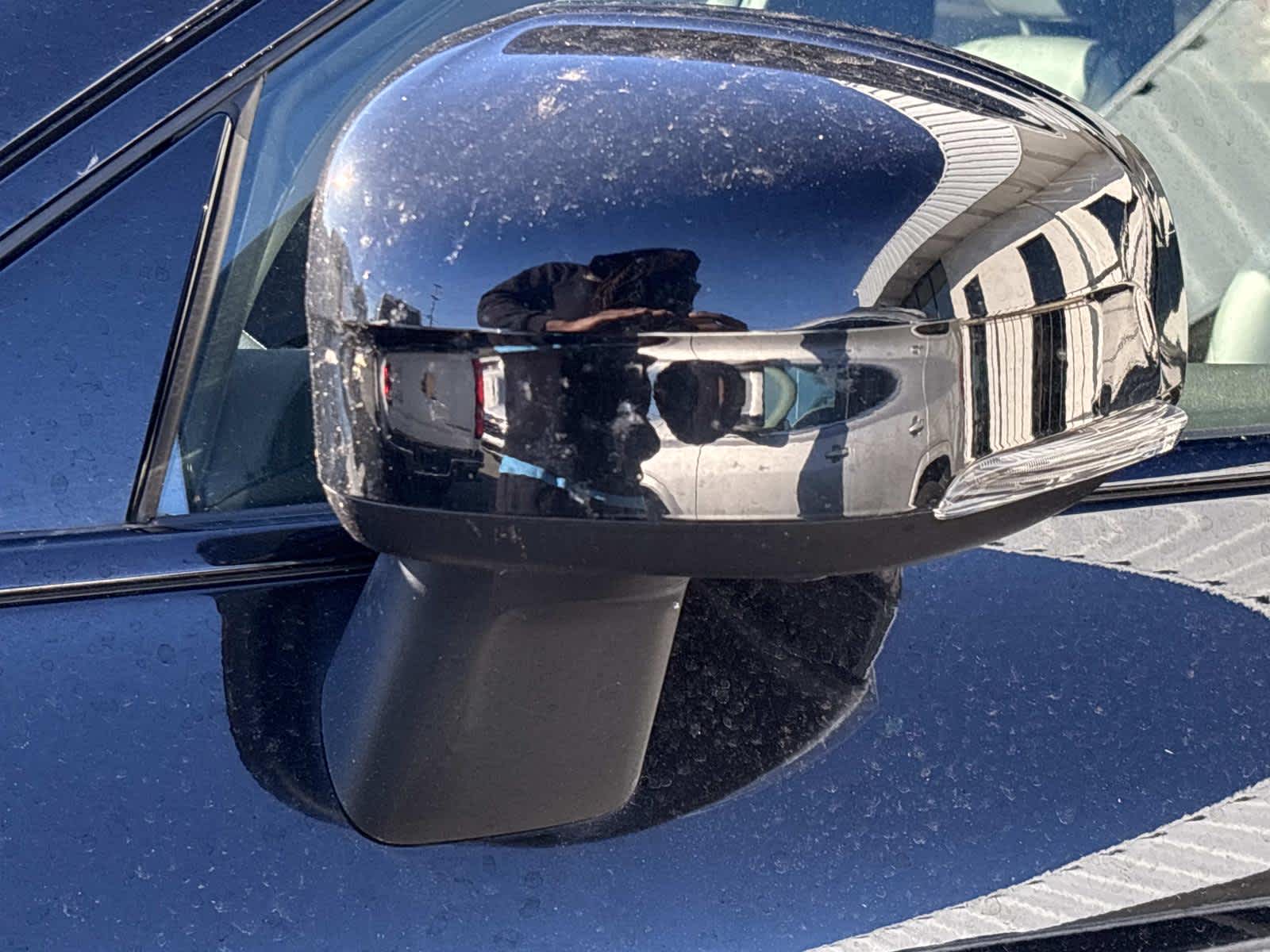 2024 Volvo XC60 Recharge Plug-In Hyb Ultimate Black Edition